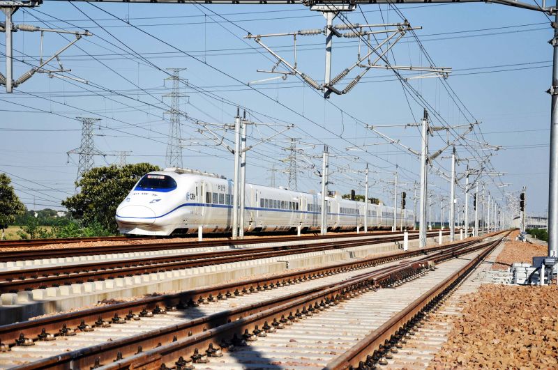 全国首例既有线高铁插铺道岔（郑西高铁荥阳南站）