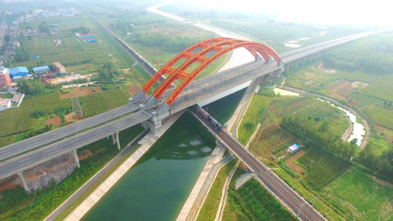 岭南高速蒲山特大桥.jpg